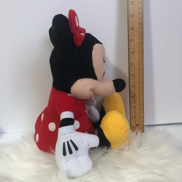 Minnie Mouse 16” - Picture 6 of 6